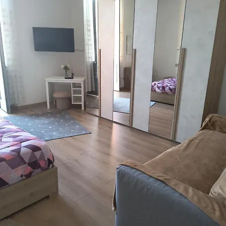 Lungo Fiume 506 Daire